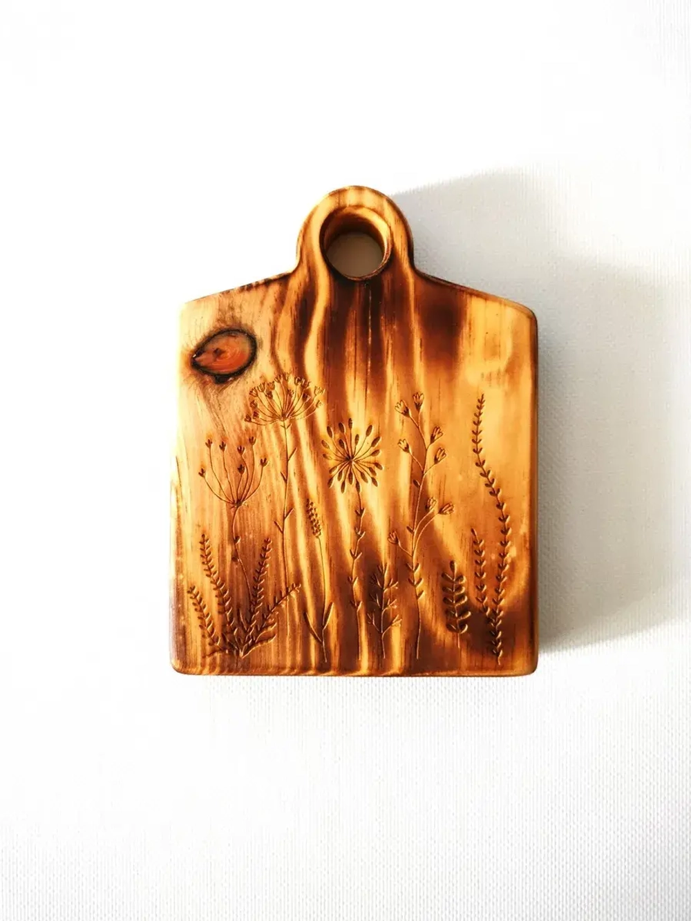 Доска разделочная из дерева сервировочная