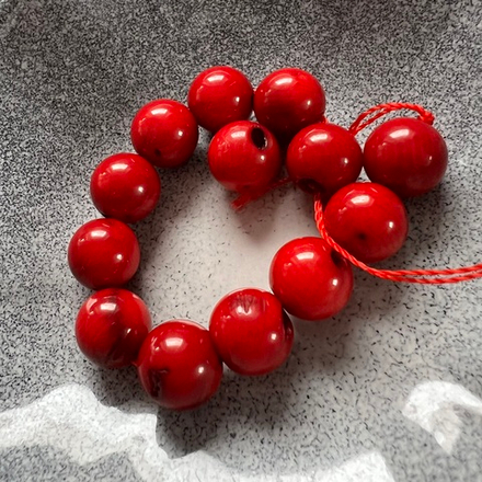 Коралл. Камни для изделий на заказ. Цена зависит от вида заказанного изделия