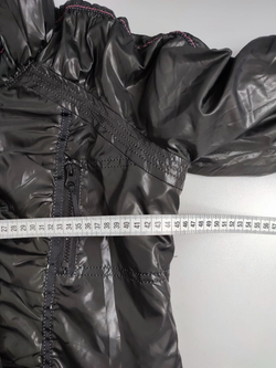 Куртка Oggi стильная 44 размер