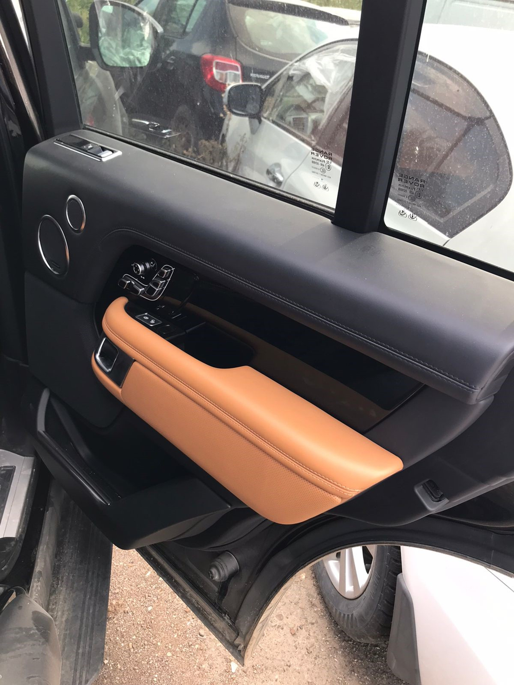 Land Rover RANGE ROVER V8 5.0 S/C SVAutobiography Dynamic