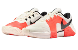 Мужские кроссовки теннисные Nike Zoom GP Challenge 1.5 Premium - sail/turf orange/blue ribbon heather/black