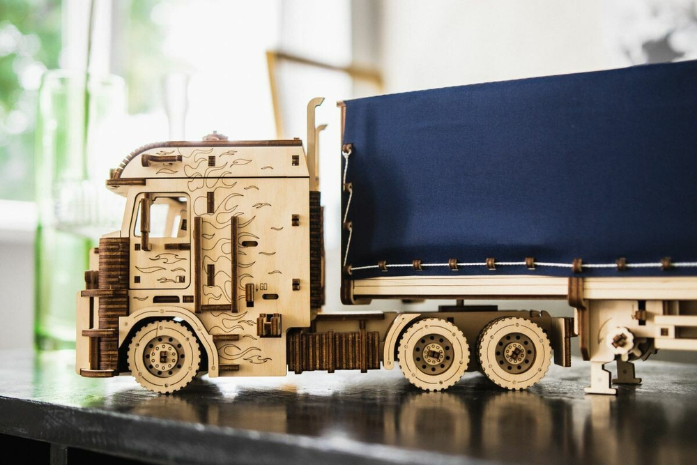 Грузовик Тягач Король дорог от EWA - Деревянный конструктор, сборная механическая модель, 3D пазл