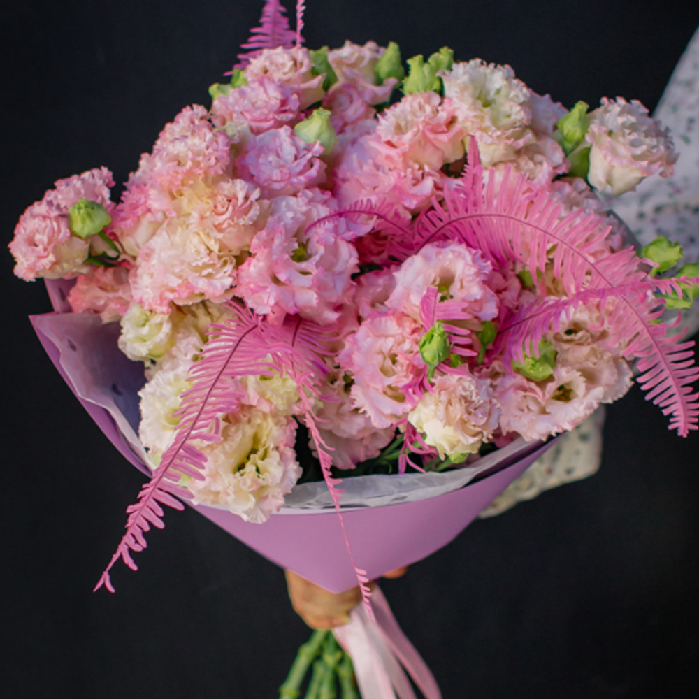 18. Нежный и романтичный букет из эустомы