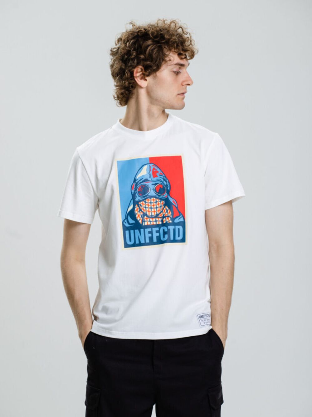 Футболка Unaffected Morty Экрю