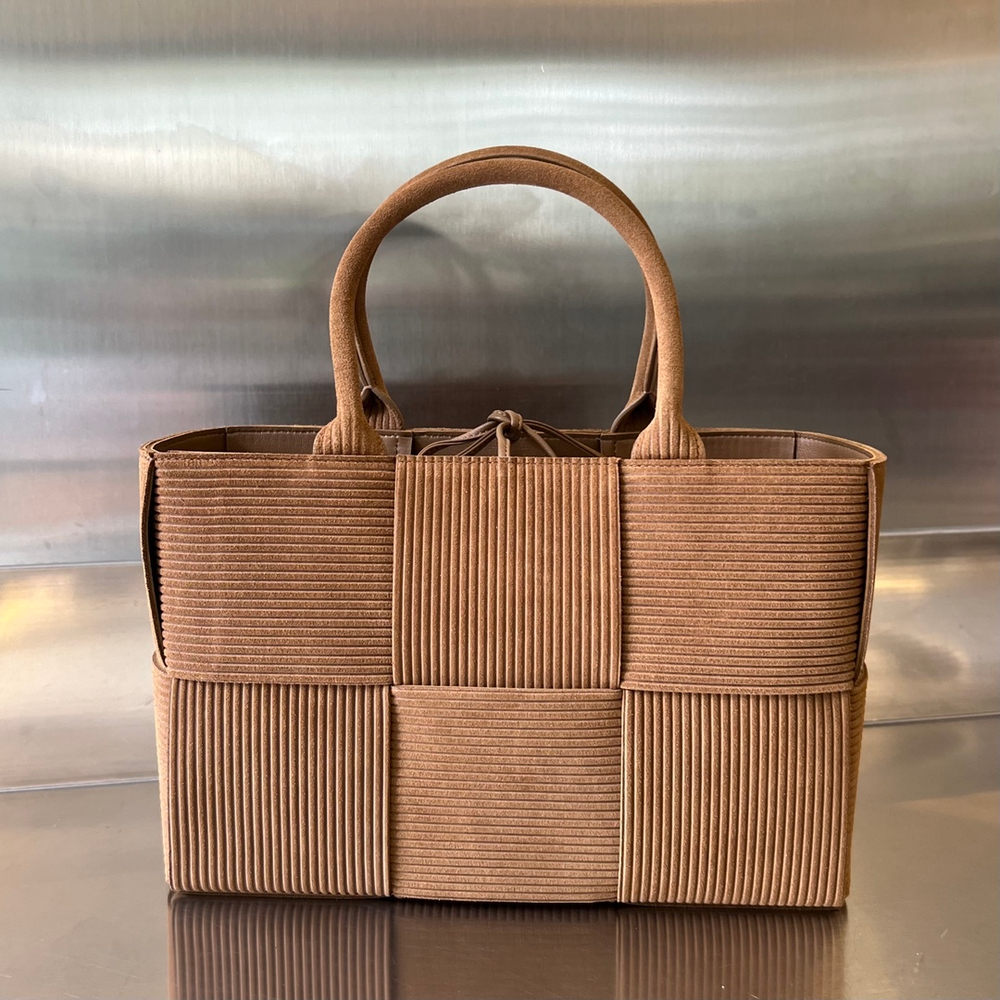 Bottega Veneta Small Arco Tote Bag
