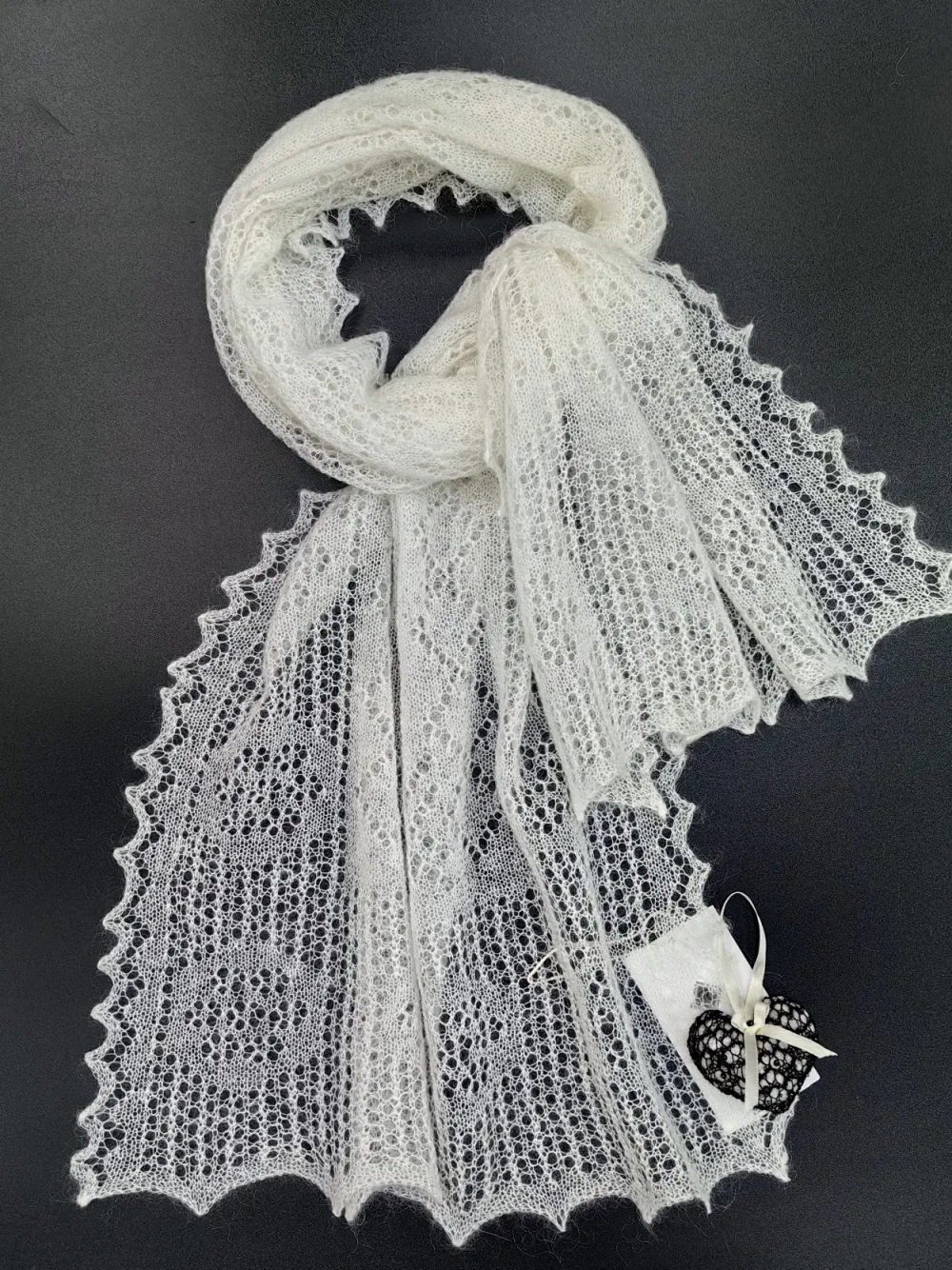 Оренбургский пуховый палантин П3-15050-01 белый отбеленный