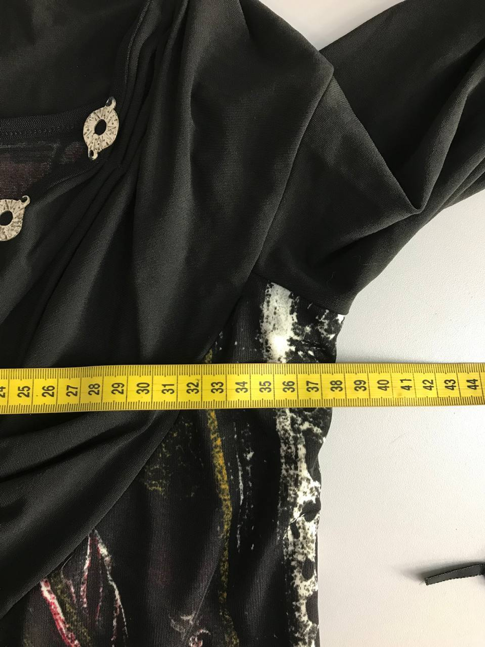 Платье Save the Queen обтягивающего кроя , маркировка М, визуально на 46 размер