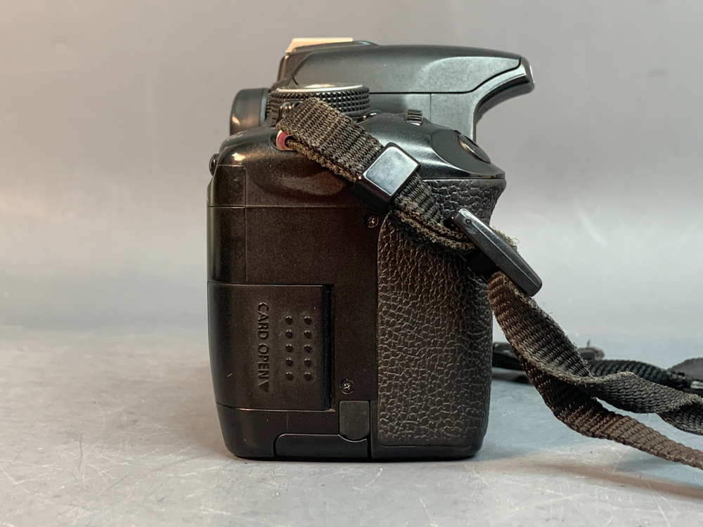 Canon EOS 500D Body 61.000 кадров