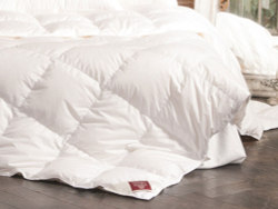 Элитное одеяло пуховое 150х200 Grand Down от German Grass фрагмент