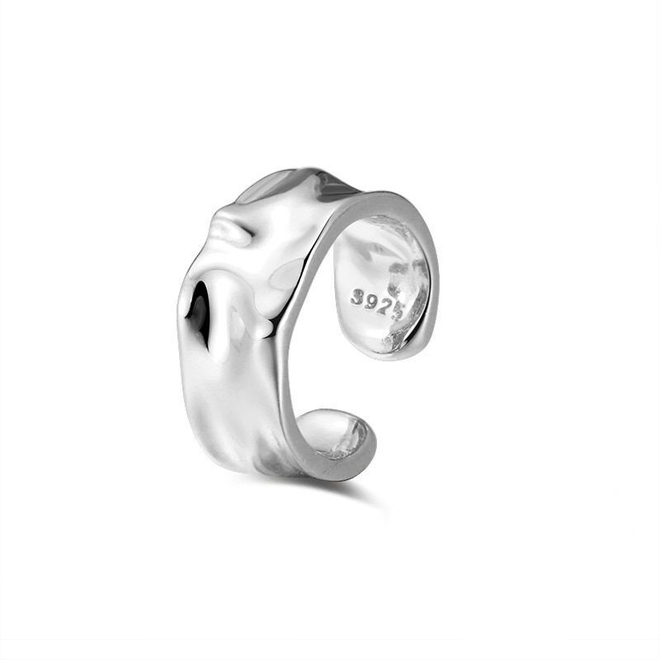 Серьга каффа мятая широкая