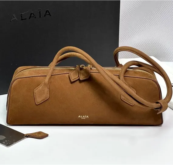 Сумка ALAIA LE TECKEL MEDIUM из нубука