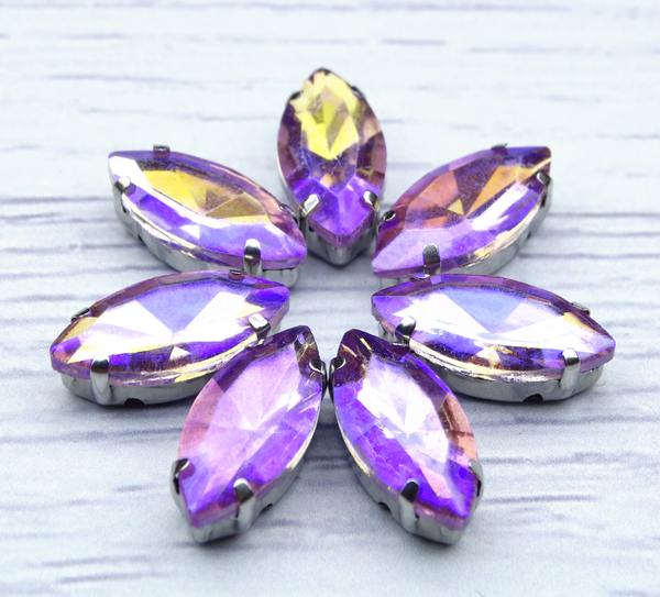 МЦ033НН715 Хрустальные стразы формы "лодочка" в цапах, сиреневый AB, 7х15 мм, 5 шт.