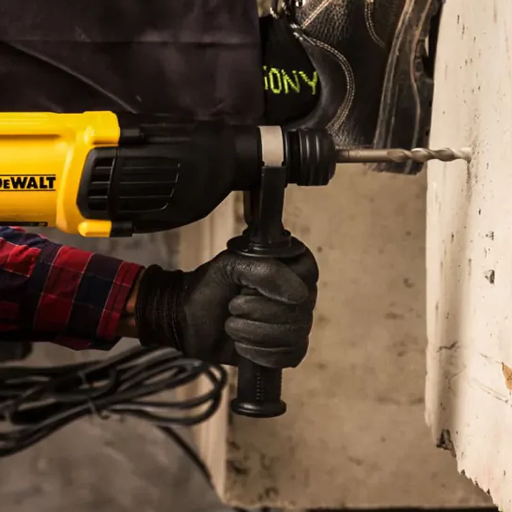 DeWalt D25033K перфоратор D25033K-QS