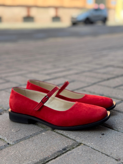 MJ Queen red Sample