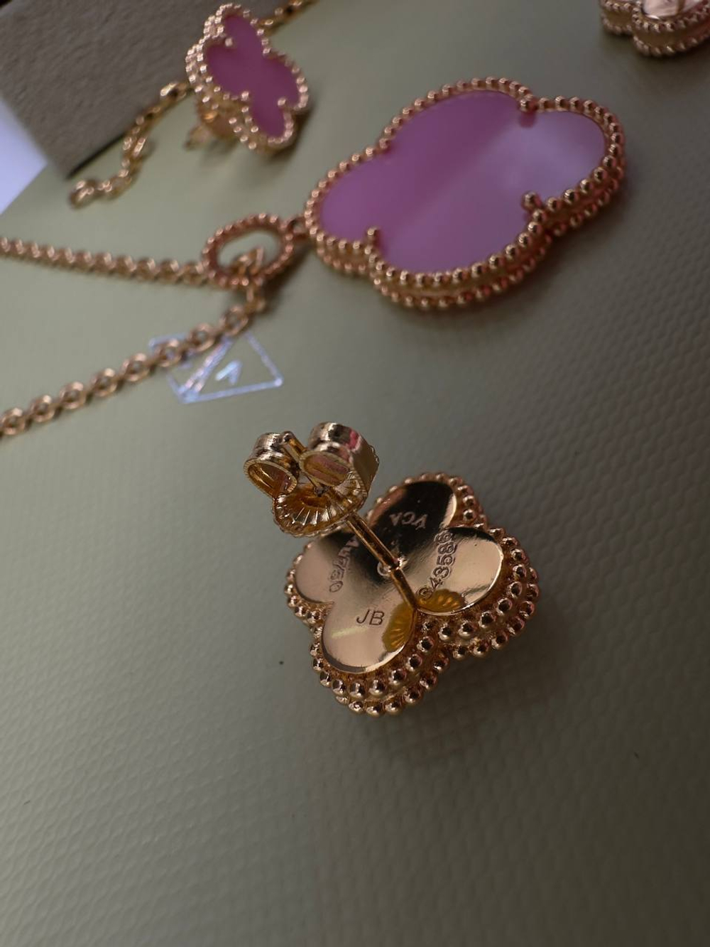 Серьги Van Cleef & Arpels