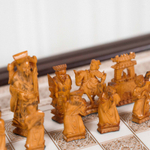 Шахматный стол с комплектом шахмат из слоновой кости