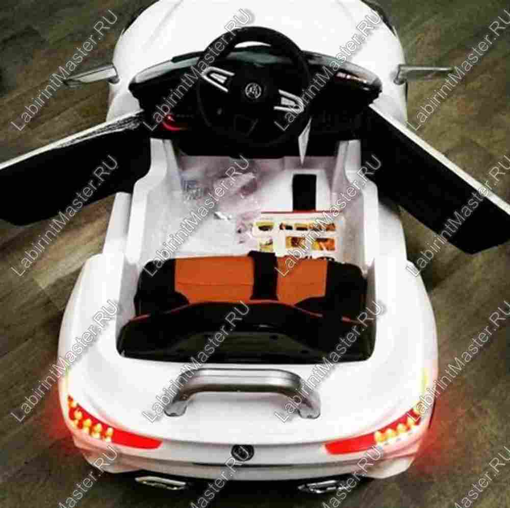 Детский электромобиль "BMW Z4" белый