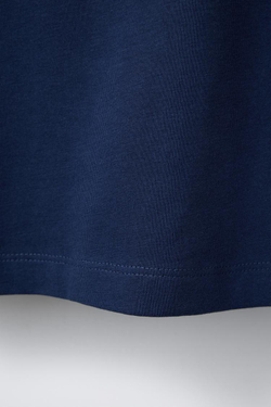 ZARA ФУТБОЛКА С ПРИНТОМ В СТИЛЕ ПРЕППИ, МОРСКОЙ СИНИЙ