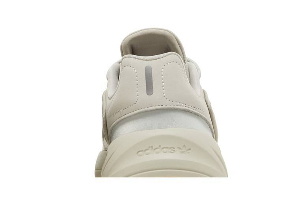 Кроссовки Adidas Originals Ozelia Foundation