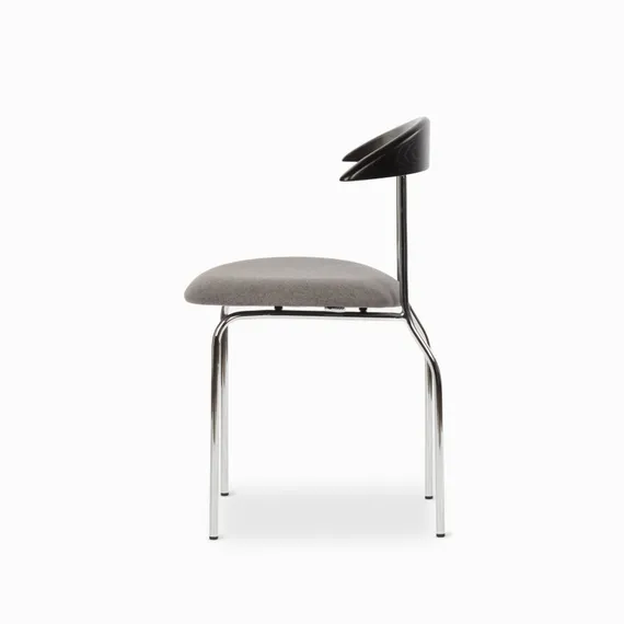 Стул Pegaso с серой обивкой