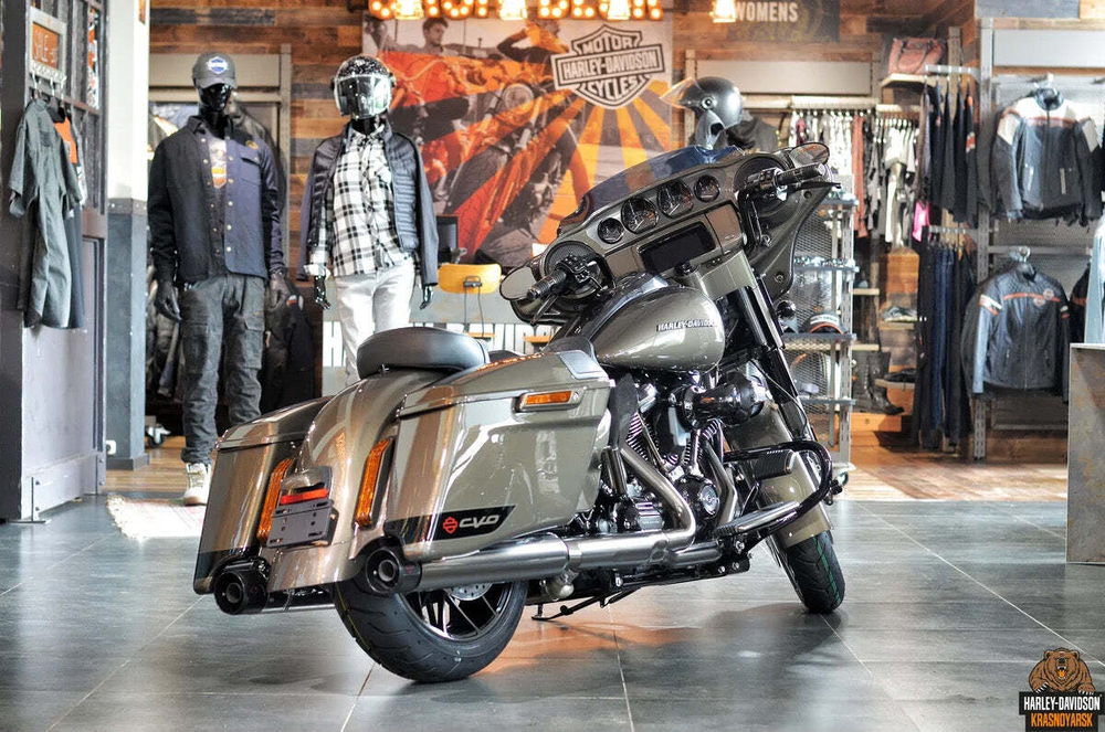 Мотоцикл Harley-Davidson CVO STREET GLIDE (Bronze Armor) с НДС