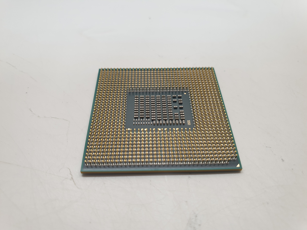 Процессор ноутбука Intel Core i5-2430M, SR04W