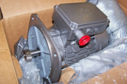 Промышленный двигатель переменного тока NORD 80S/4 CUS TW