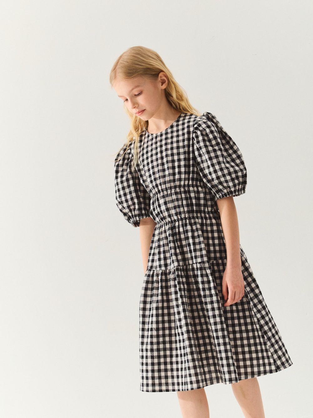 Платье хлопковое с коротким рукавом "Черно-белое" 7+