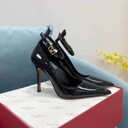 Valentino Tan-Go Pumps