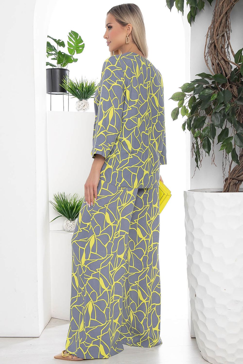 Костюм Лиана (серый) К10243 LT Collection (Акция)