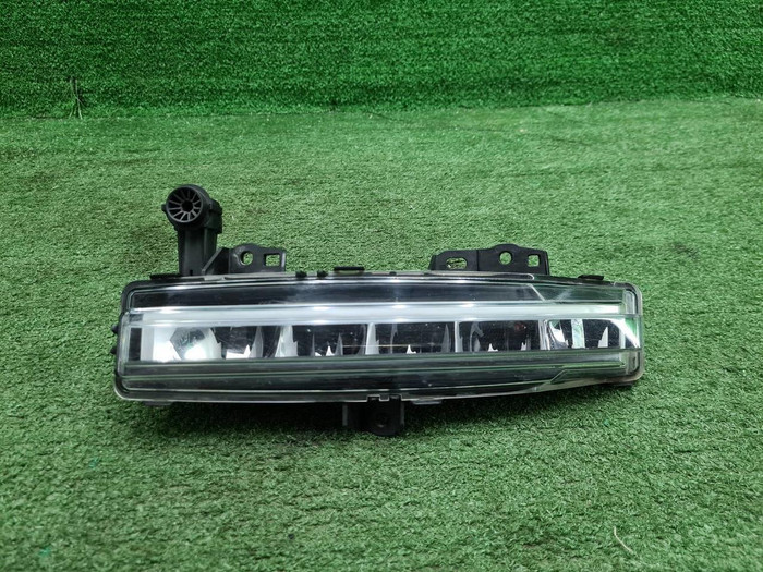 ПТФ левая Range Rover Vogue 5 L460 (2021-н.в.)