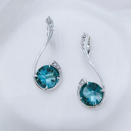 "Бонито" серьги в серебряном покрытии из коллекции "Метаморфозы" от Jenavi с английским замком