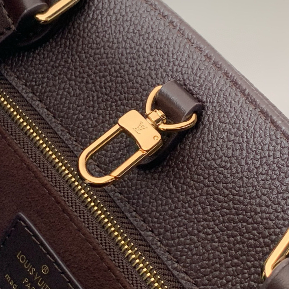 Louis Vuitton OnTheGo MM