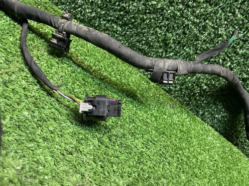 Проводка заднего бампера VW Touareg 3 (2018-н.в.)