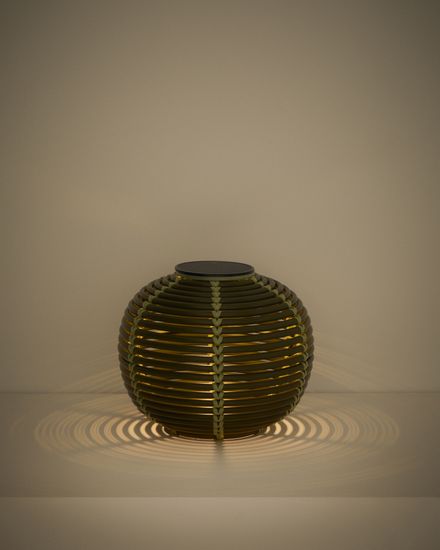 Настольная лампа Garoina на солнечных батареях из зеленого искусственного ротанга, 25 см