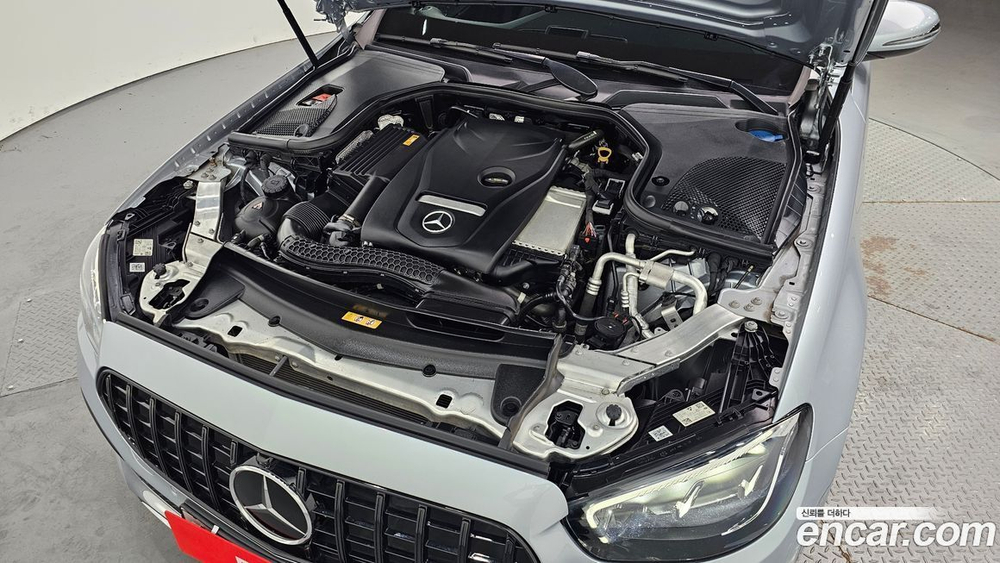 Mercedes-Benz E-Class W213 E250 Avangarde (08.2021)