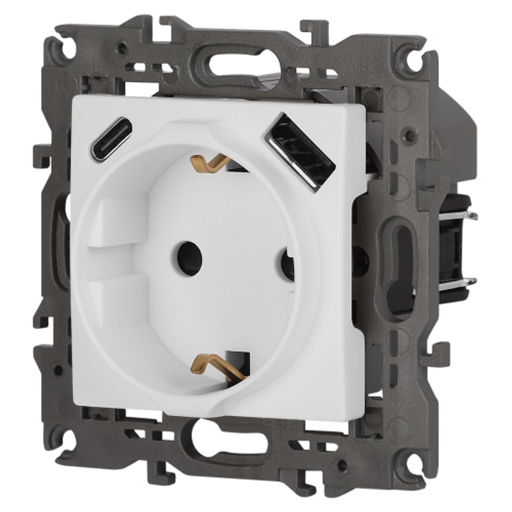 Розетка ЭРА Elegance 14-4108-01М 2P+E 16A-250В со шторками с USB type-A+C 5В-3А белый матовый