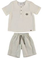 футболка с шортами