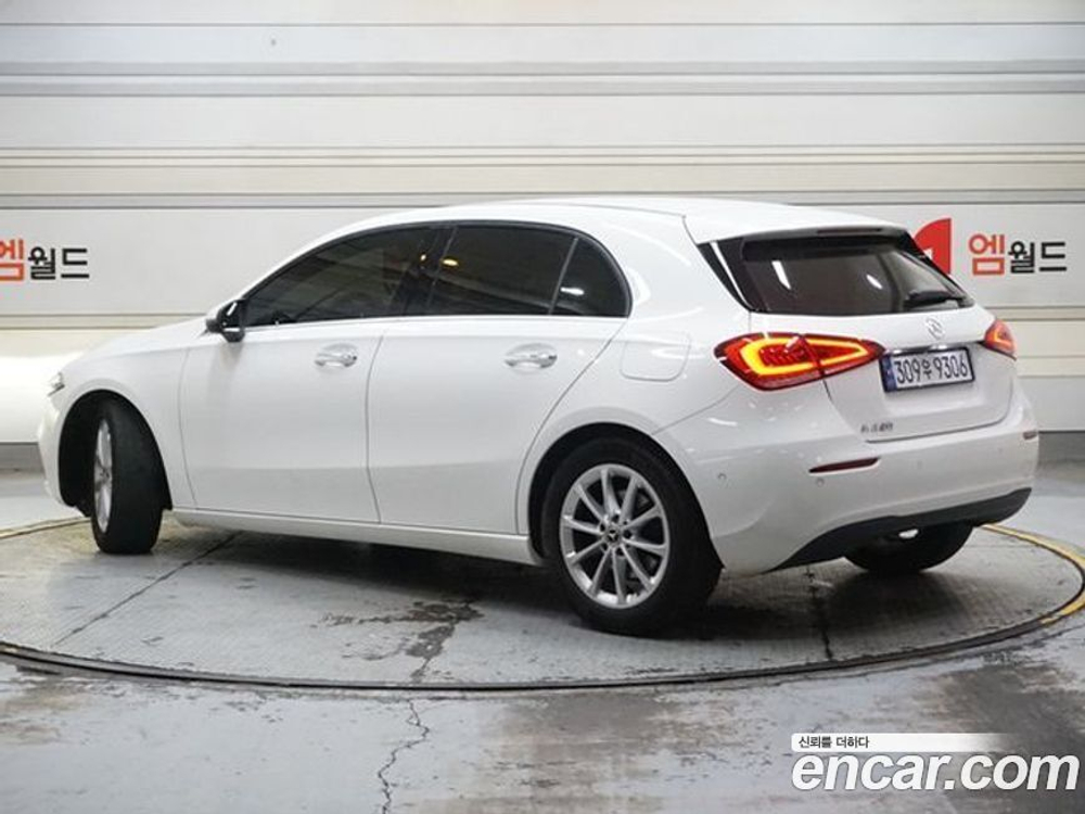 Mercedes-Benz A-Class W177 A220 Hatchback (04.2020)