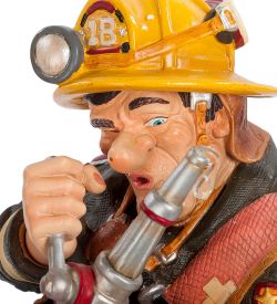 PRO-16 Статуэтка «Пожарный» (Profisti.Parastone)