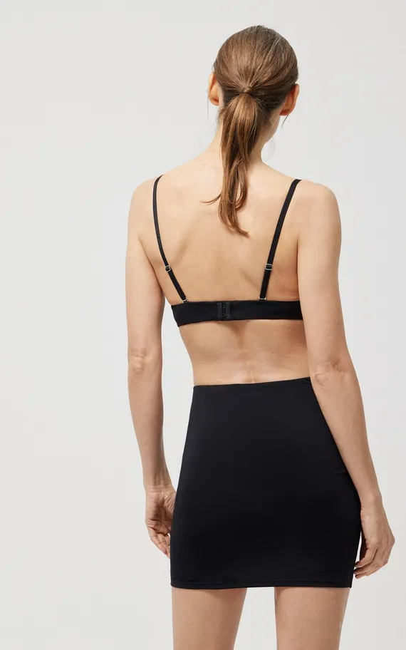 19389 Подъюбник