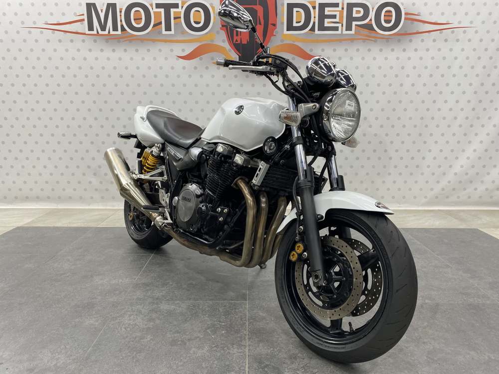 Yamaha XJR1300 , 2013
