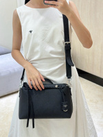 Fendi By The Way Selleria Medium 29 cm