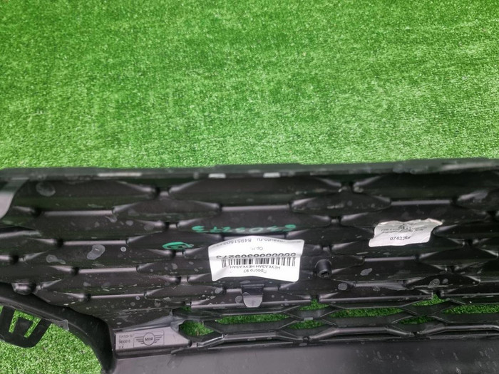 Решетка переднего бампера Mini Hatch F56 (21-24)