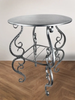 Столик авторский Венеция-4