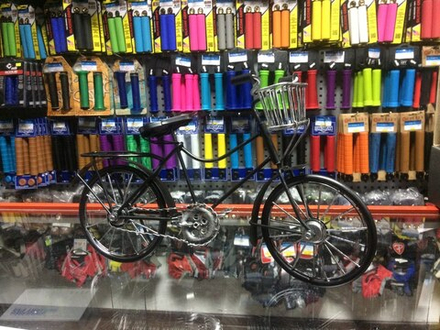 Декоративный ретро велосипед, (черный) ручная работа, материал олово размер 32X20X9.