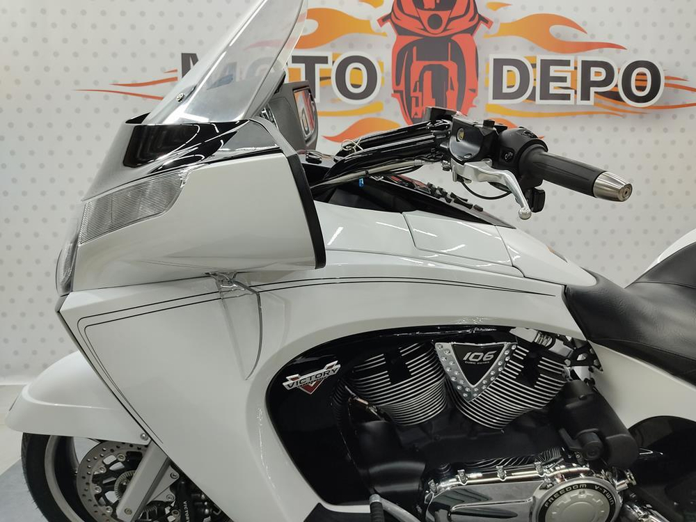 Victory Vision Tour , 2015