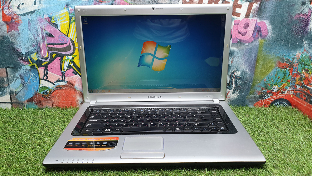 Ноутбук Samsung Celeron/2Gb