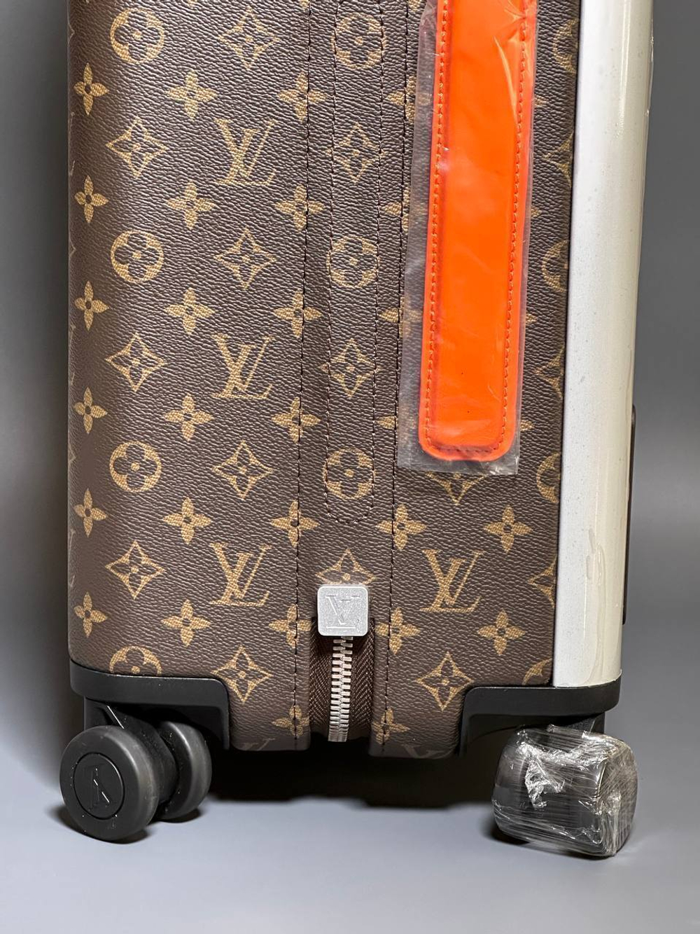 Чемодан Louis Vuitton