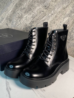 Ботинки Prada